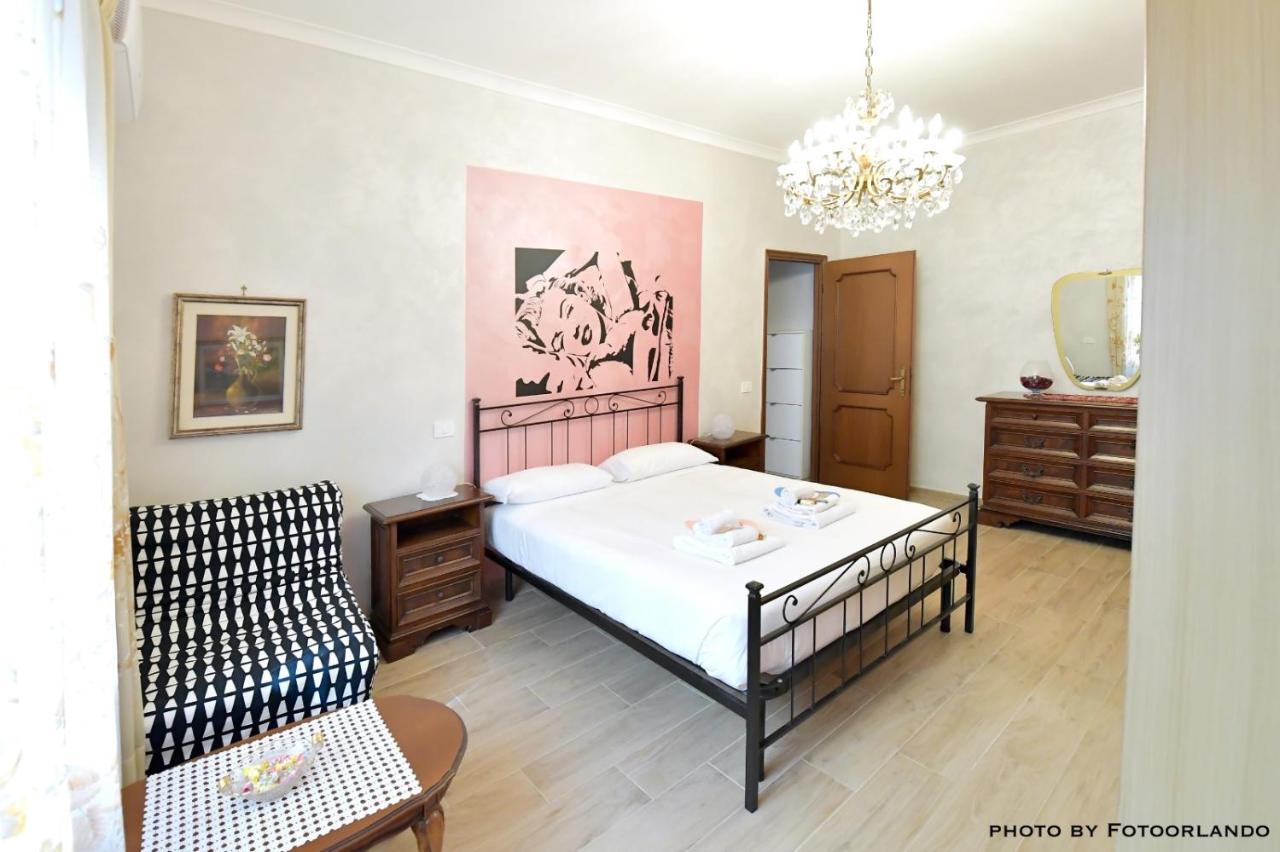Casa Vacanza La Signorina โรม ภายนอก รูปภาพ