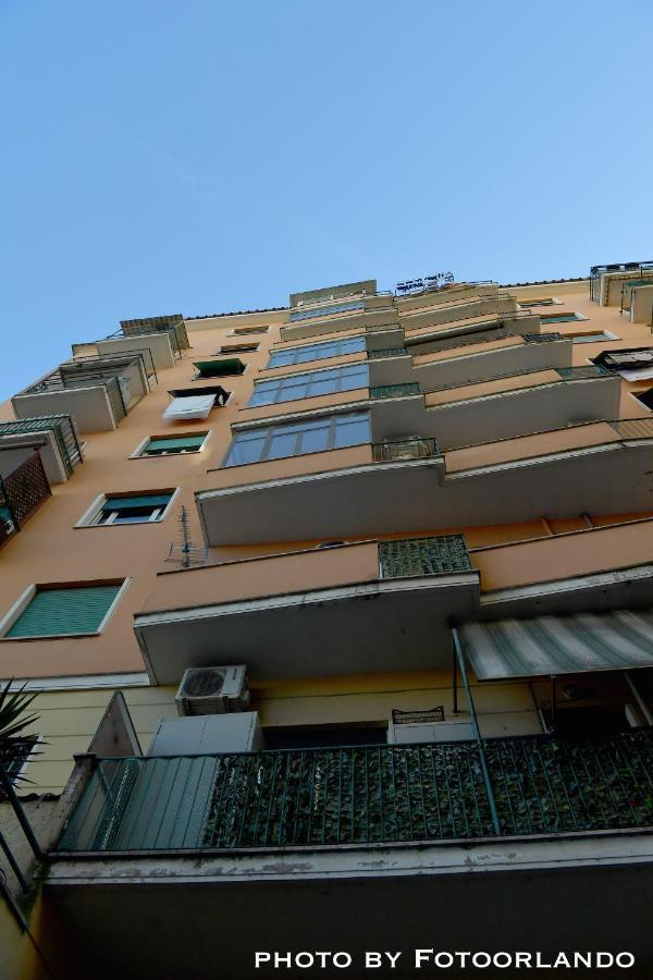 Casa Vacanza La Signorina โรม ภายนอก รูปภาพ