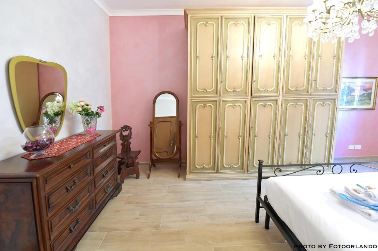 Casa Vacanza La Signorina โรม ภายนอก รูปภาพ