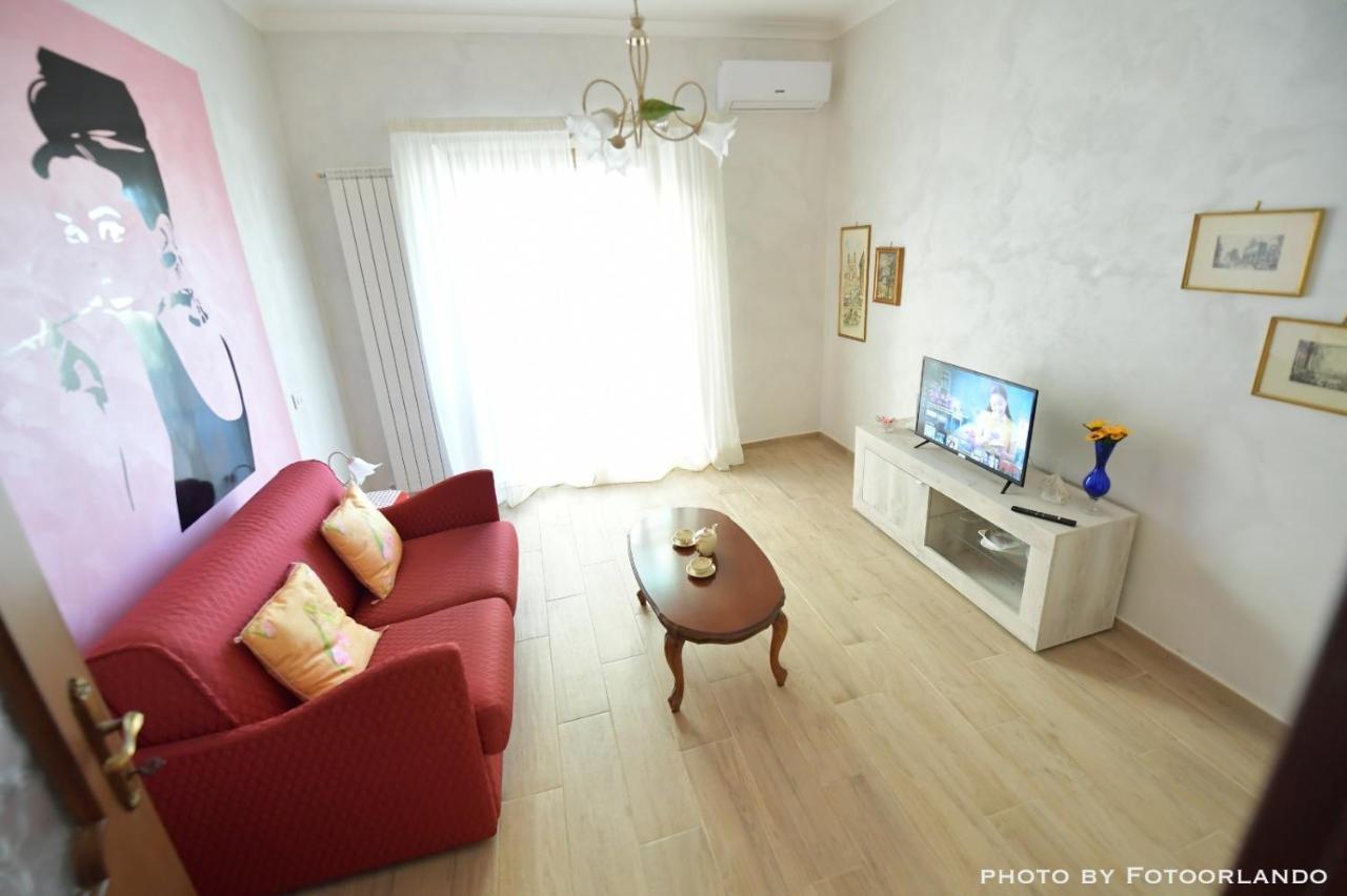 Casa Vacanza La Signorina โรม ภายนอก รูปภาพ
