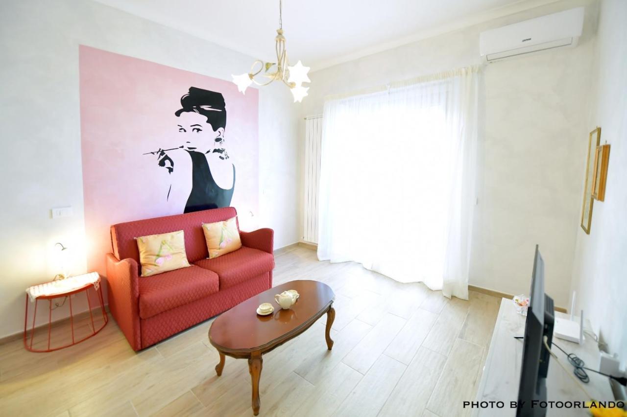 Casa Vacanza La Signorina โรม ภายนอก รูปภาพ